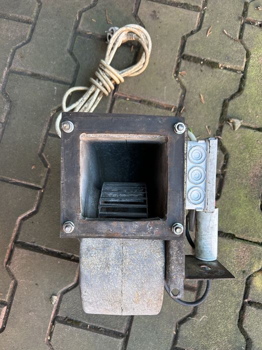 Dmuchawa do pieca wentylator