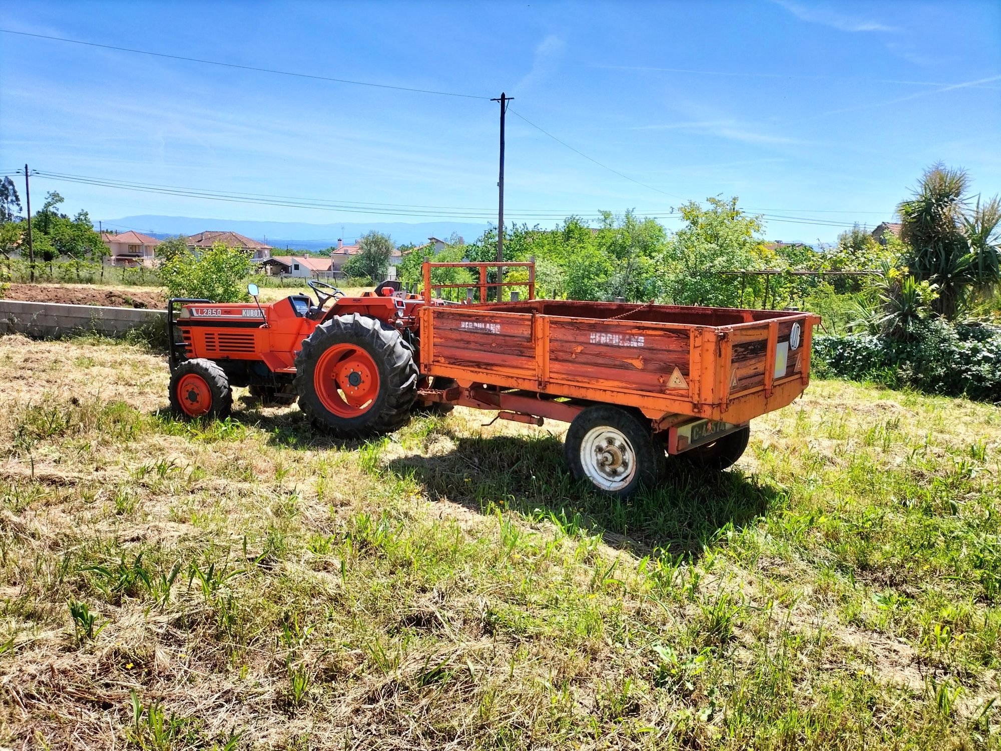 Trator kubota 4x4 C/ inversor