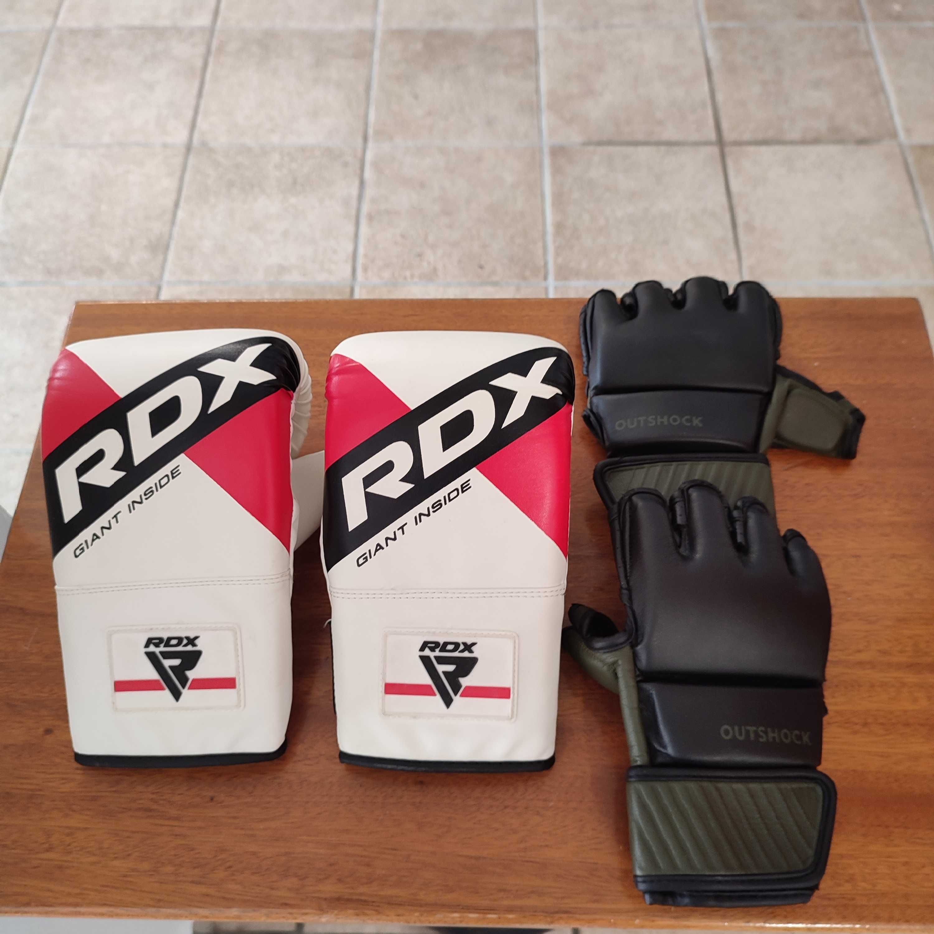 Luvas de boxe e mitenes