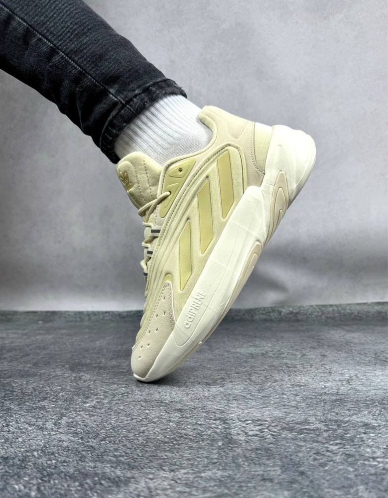 Оригінальні чоловічі кроси кросіки Adidas Ozelia Beige