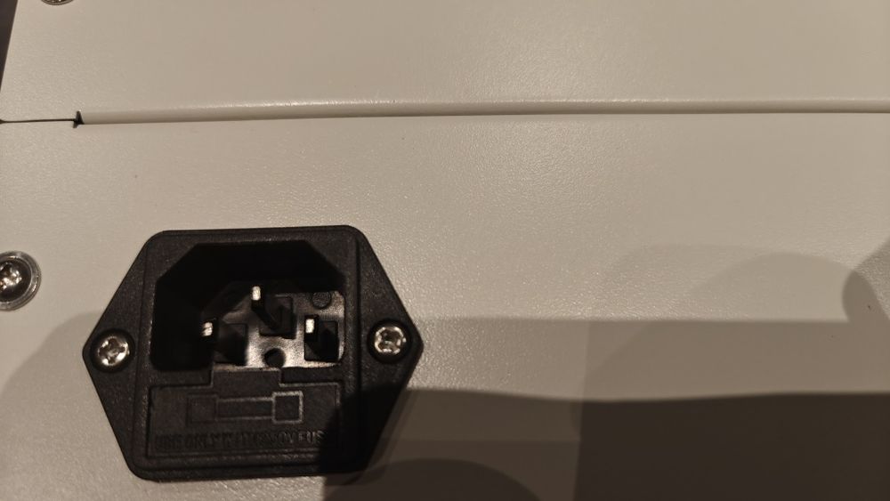 Ozonator sterowany z pilota.