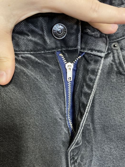 Джинси моми