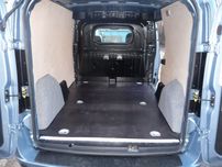 Fiat Doblo L2H1 obicie części ładunkowej