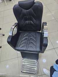 Fotel barberski czarny