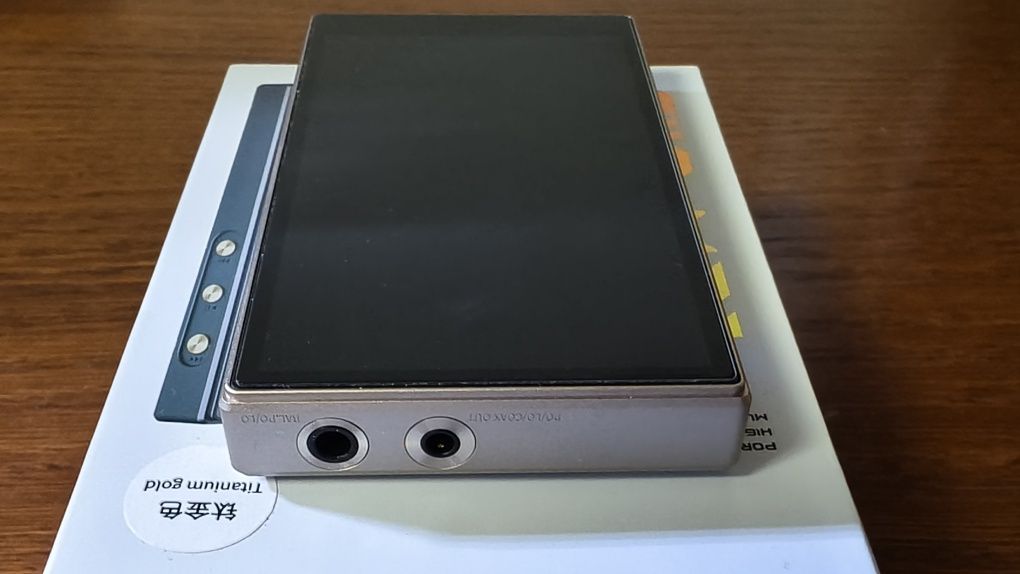 Fiio M21 Titanium gold Przenośny odtwarzacz audio