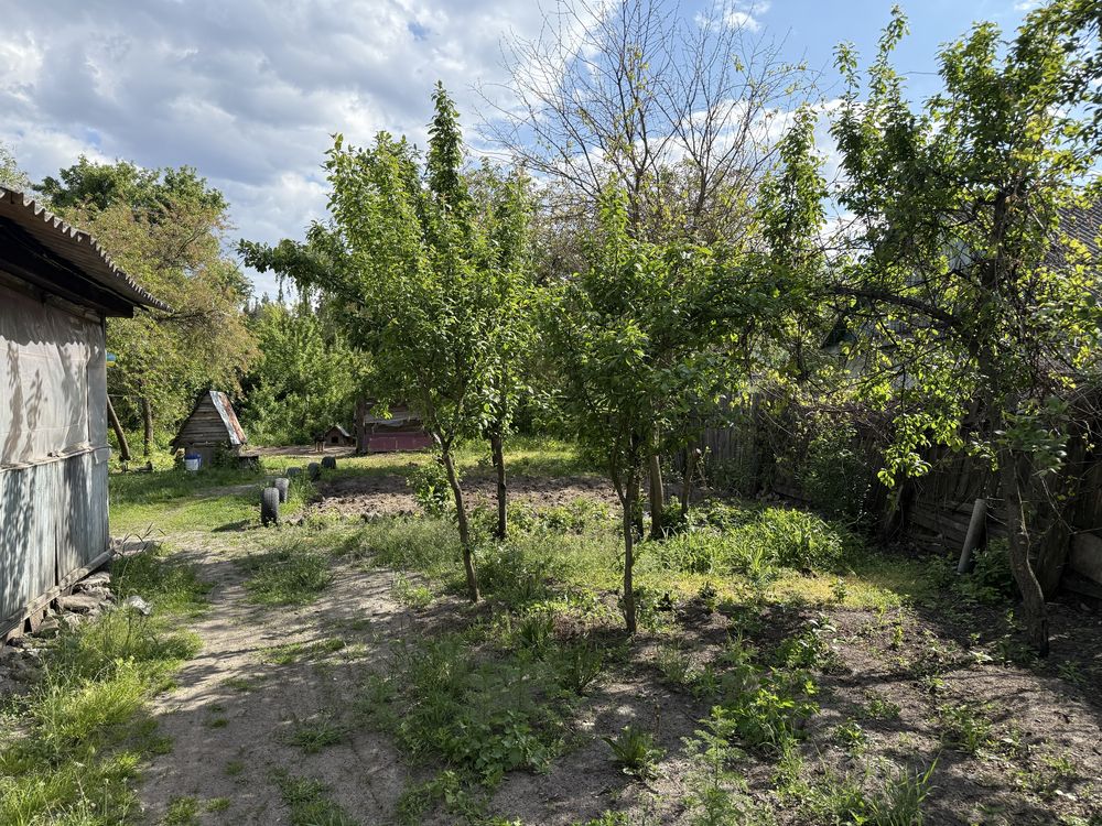 Будинок .Тетерів 10 хв пішки .ціна без комісіі для покупця