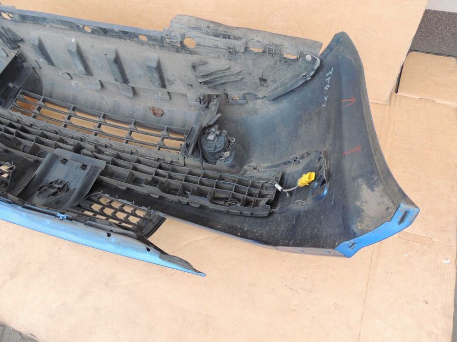 Zderzak przód przedni Renault Megane 2 II 03,04,05,06 NIEBIESKI TERNA