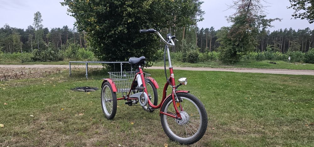 Rower trójkołowy rehabilitacyjny elektryczny Tolek