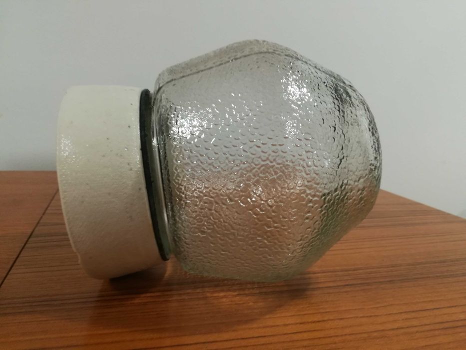 Lampa przemysłowa naścienna SOP Polska, lata 70.