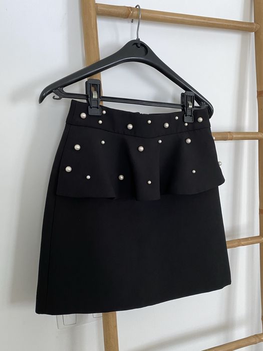 Saias Zara e Stradivarius em ótimo estado