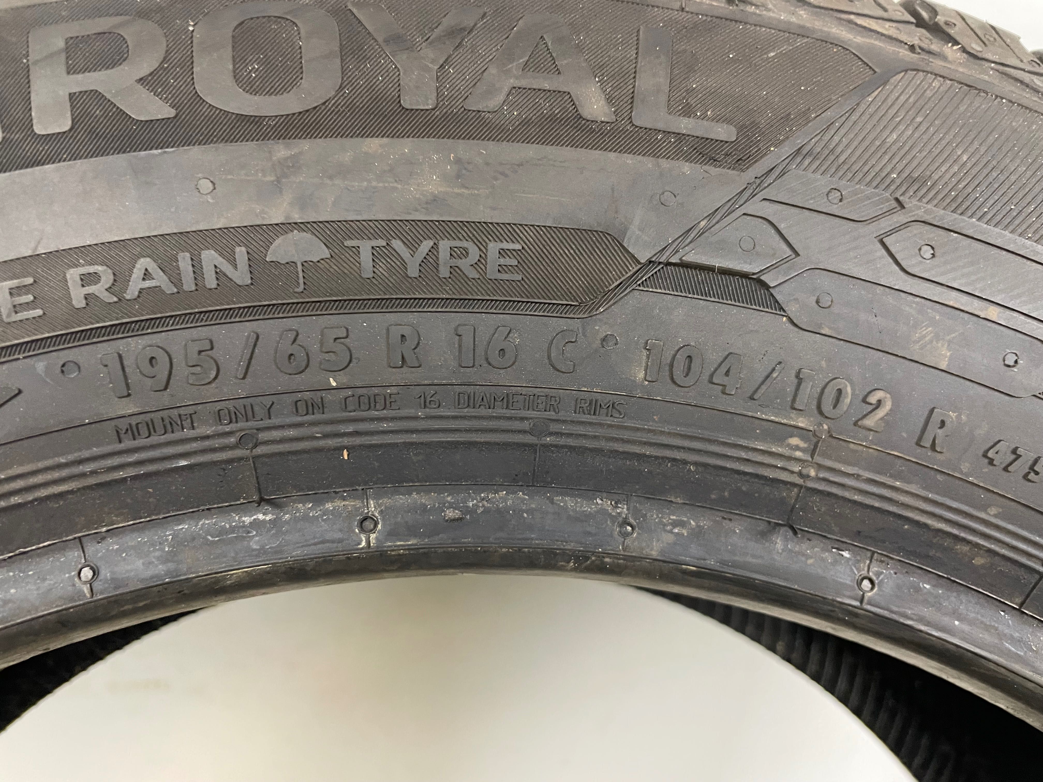 195/65R16C 104/102R Uniroyal Snow Max 3