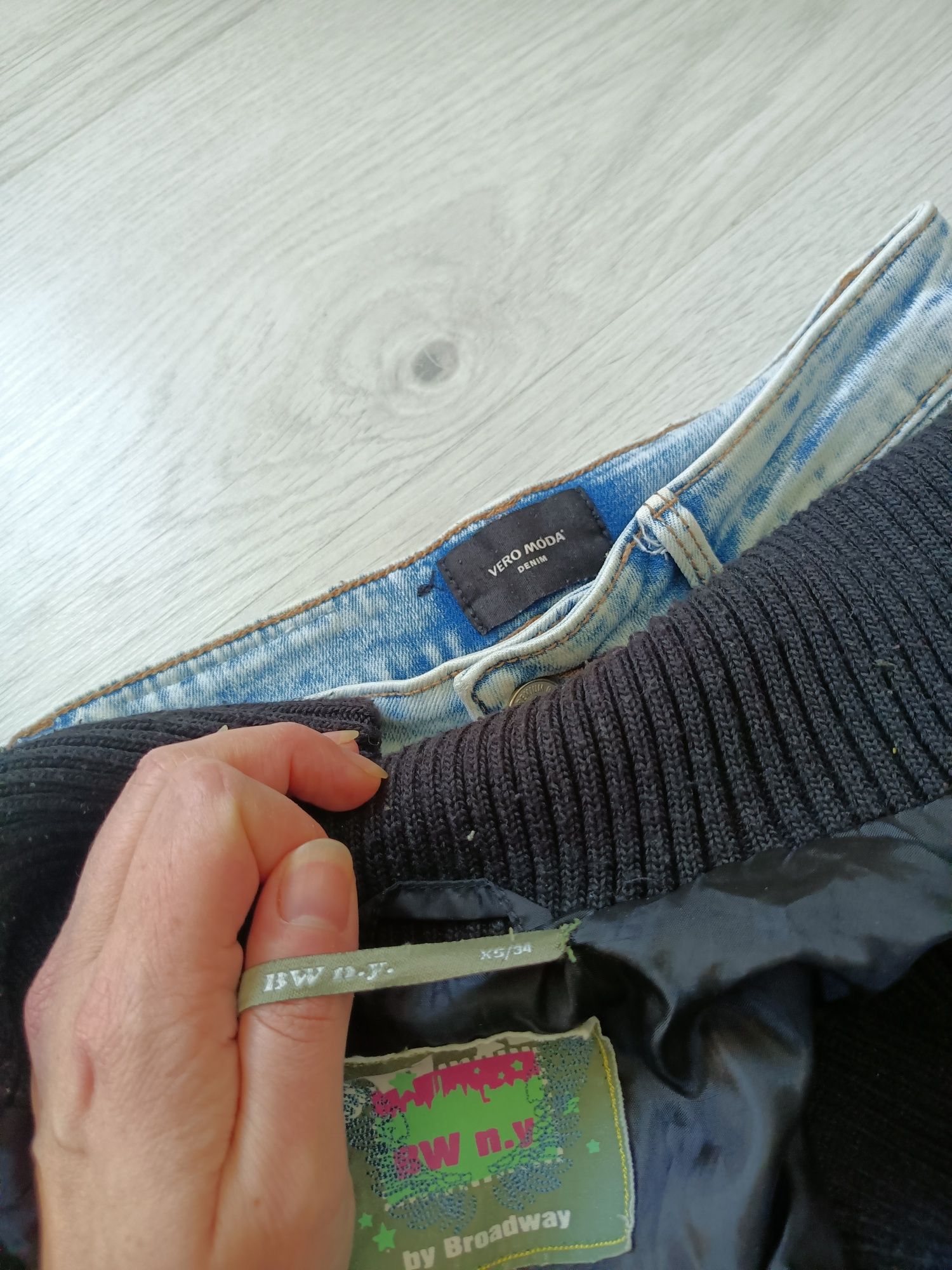 Paka ubrań dla nastolatki bezrękawnik spódnica spodnie sukienka body