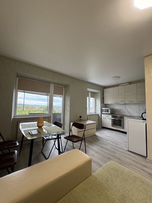 Сучасної квартири подобово, неподалік центру міста