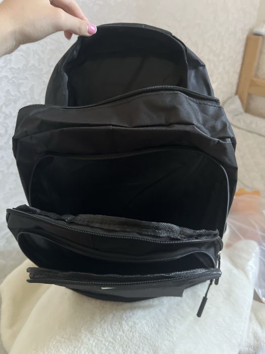 Рюкзак чорний новий