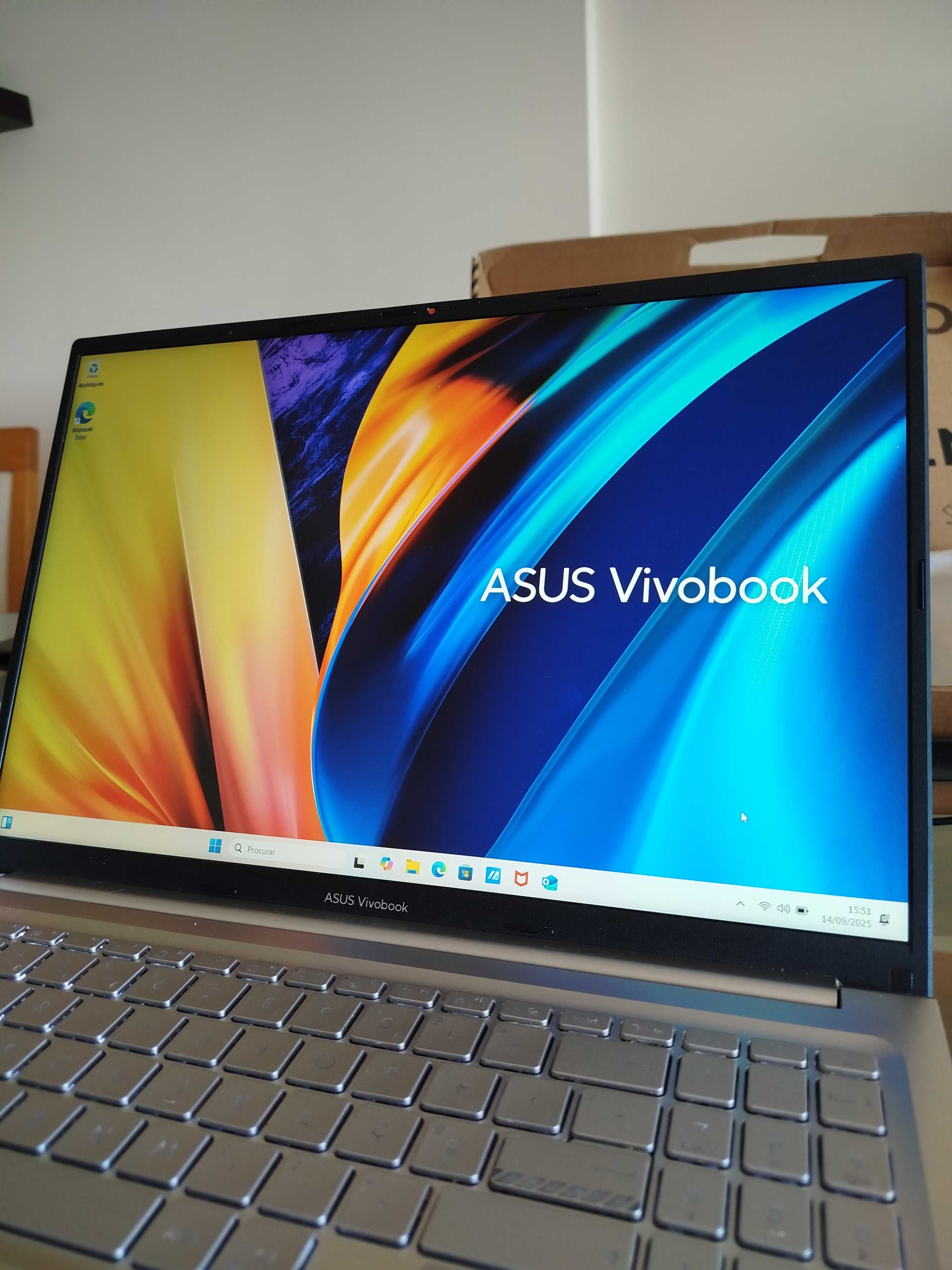 Computador portátil ASUS Vivobook I5-1135G7  2.40 Hz