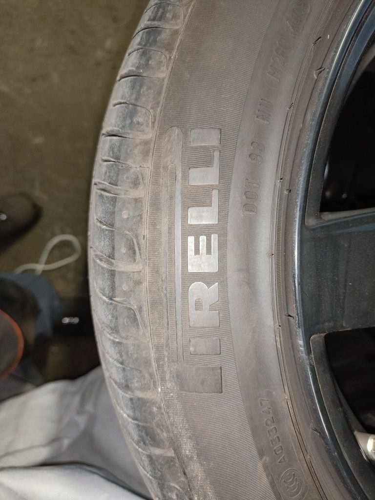 Pirelli cinturato p7 225/50 R17 runflat  BMW