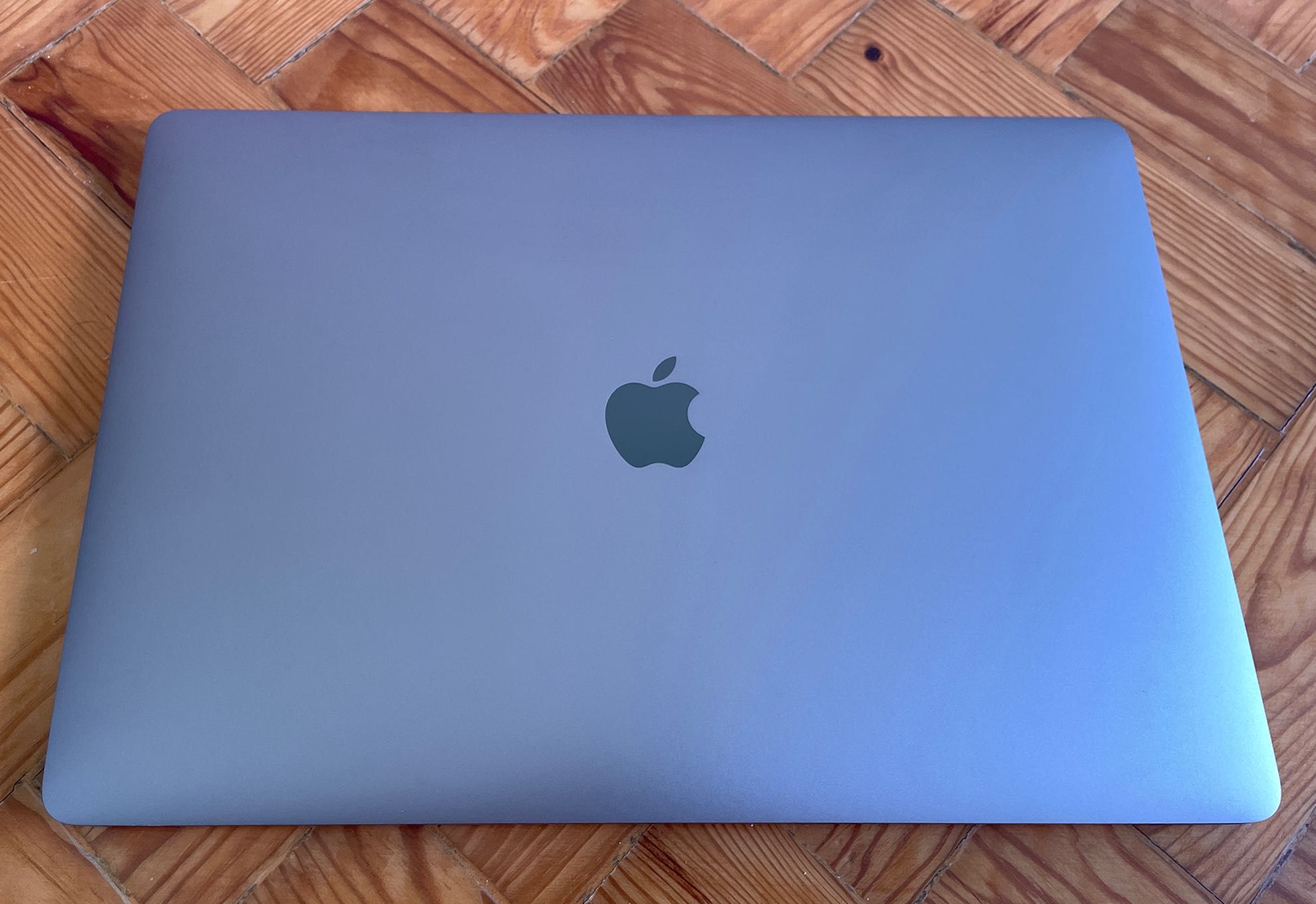 MacBook Pro 15' 2018 |i9 6x core 2.9GHz até 4,8 GHz |32GB RAM |SSD 1TB