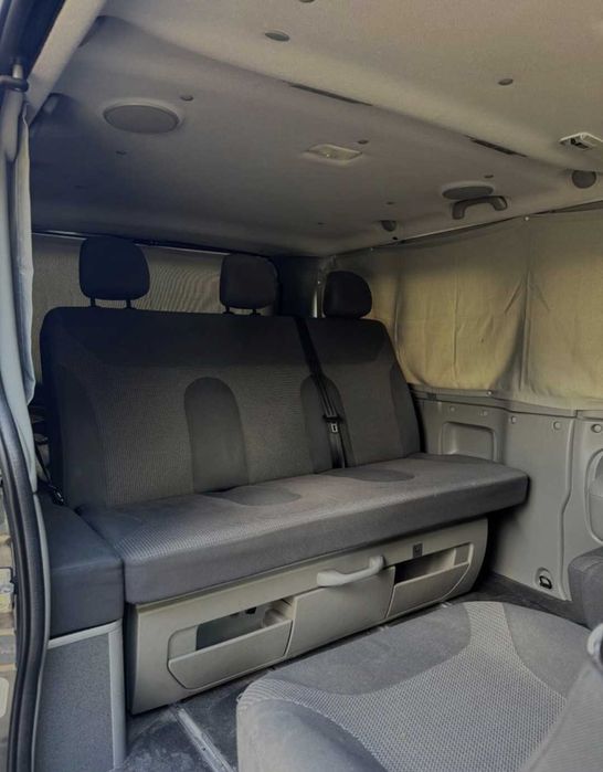 Opel Vivaro 2013 року — надійний помічник для роботи та подорожей!