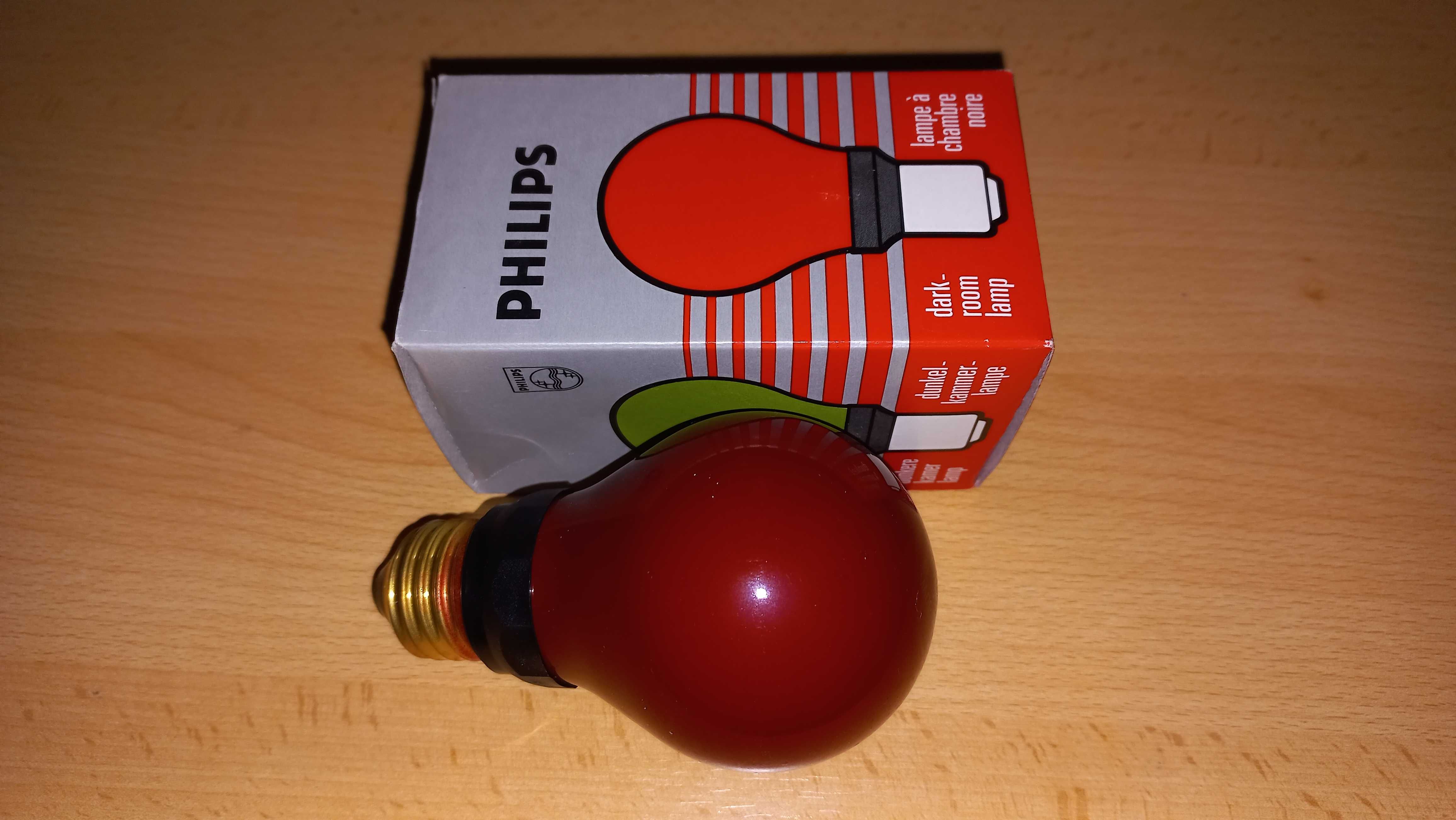 Żarówka ciemniowa Philips, czerwona
