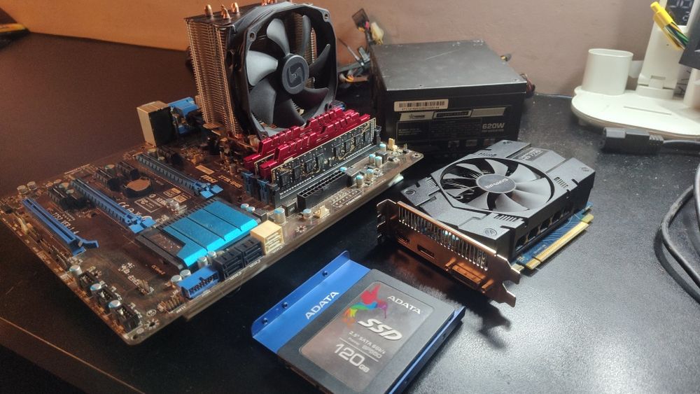 MSI Z77A-G45| i5 3470| 16Gb RAM| Radeon HD| SSD