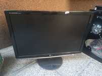 Sprzedam monitor i komputer PC