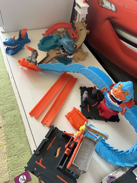 Hot wheels треки 4 шт