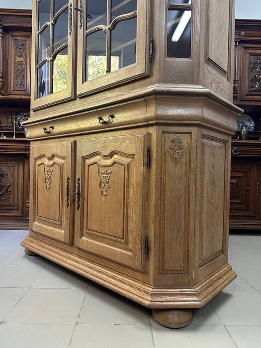 Вітрина дуб сервант дерево 3658