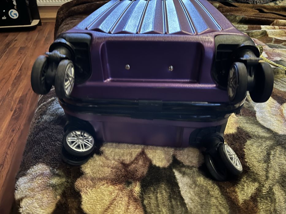 Продам дорожную сумку