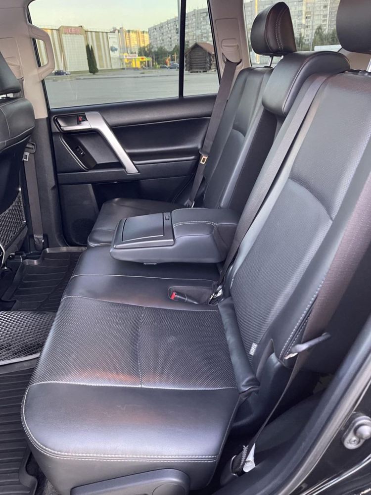 Toyota Land Cruiser Prado 2020
