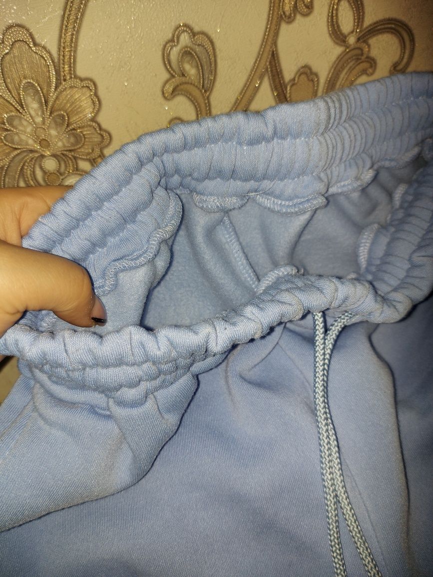 Продам жіночий костюм