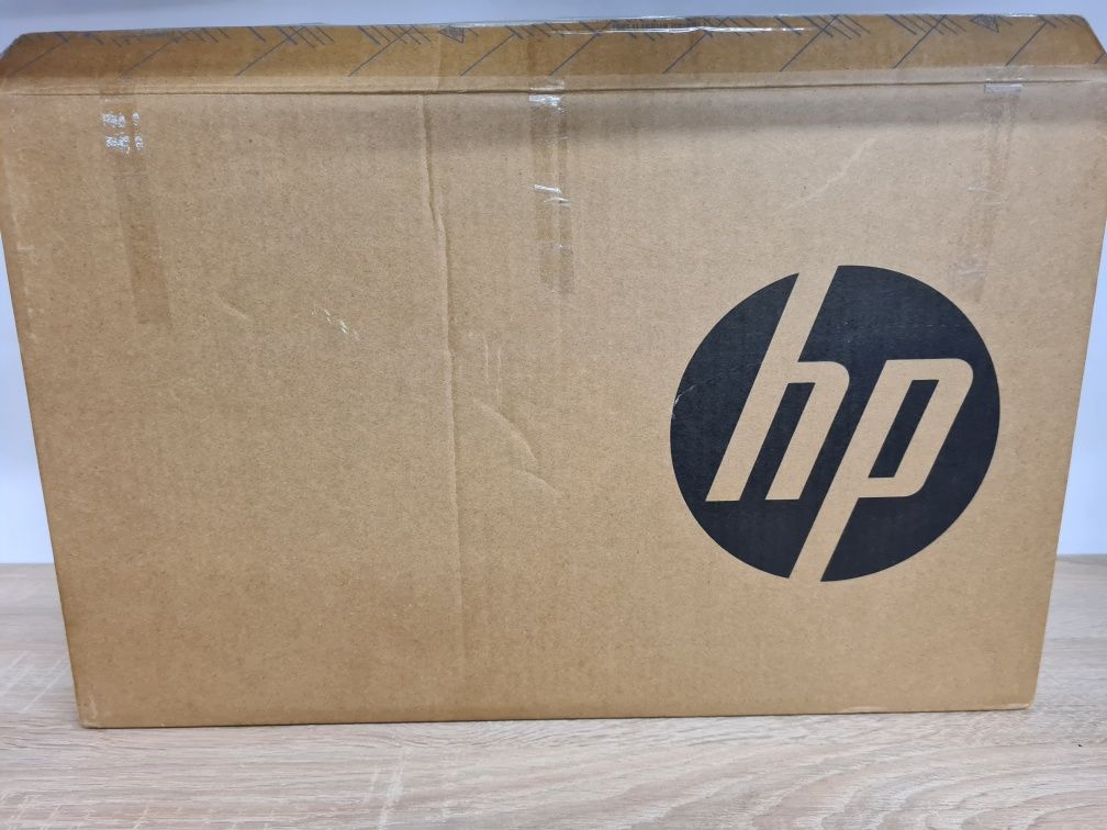Laptop HP -15-DW3113NW 15.6 I5 -1135G7 8GB RAM 512 GB SSD Windows 11