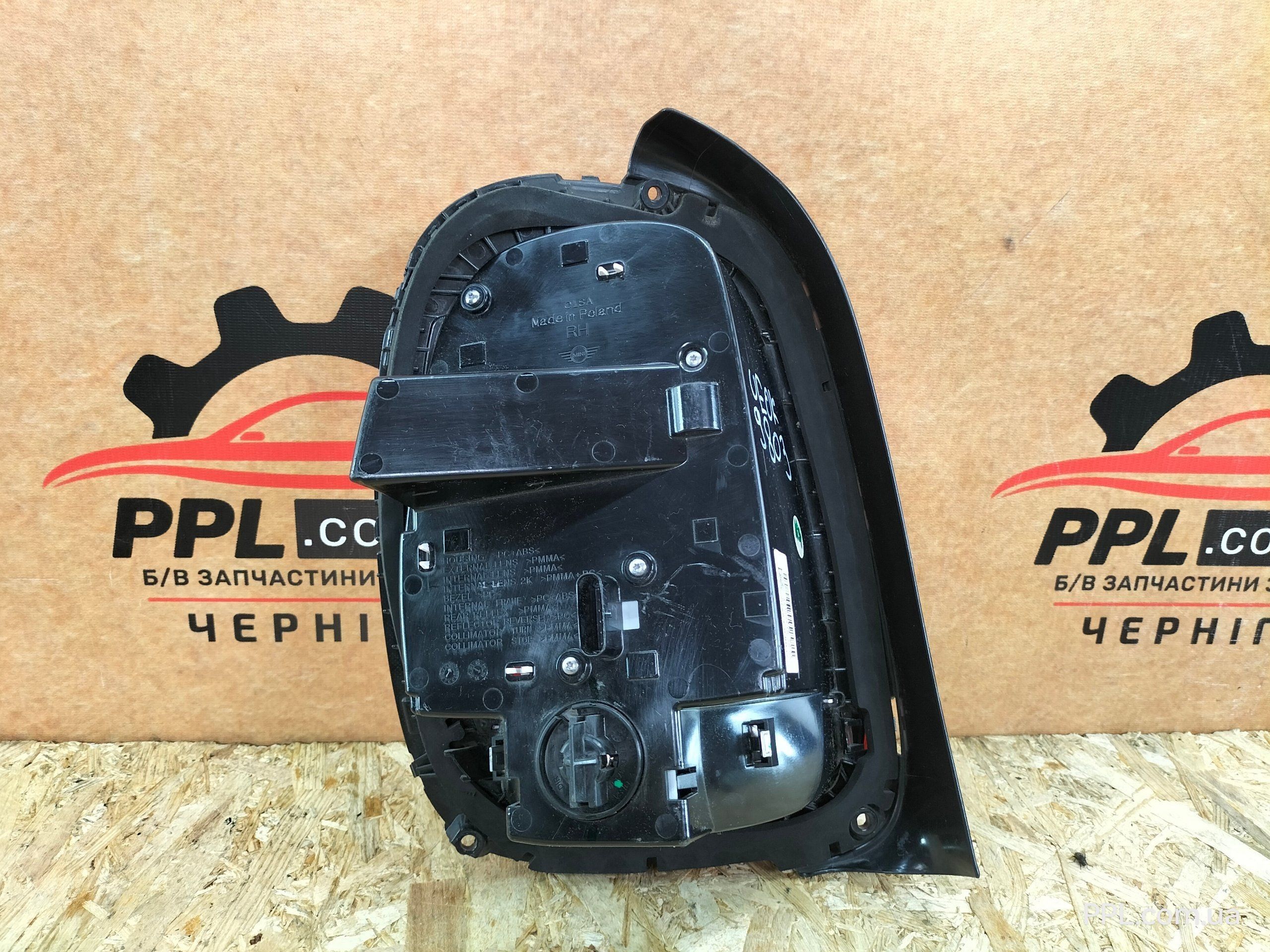 MINI Cooper F55 F56 18-23 рестайлинг Фонарь задний правый 7435134-04