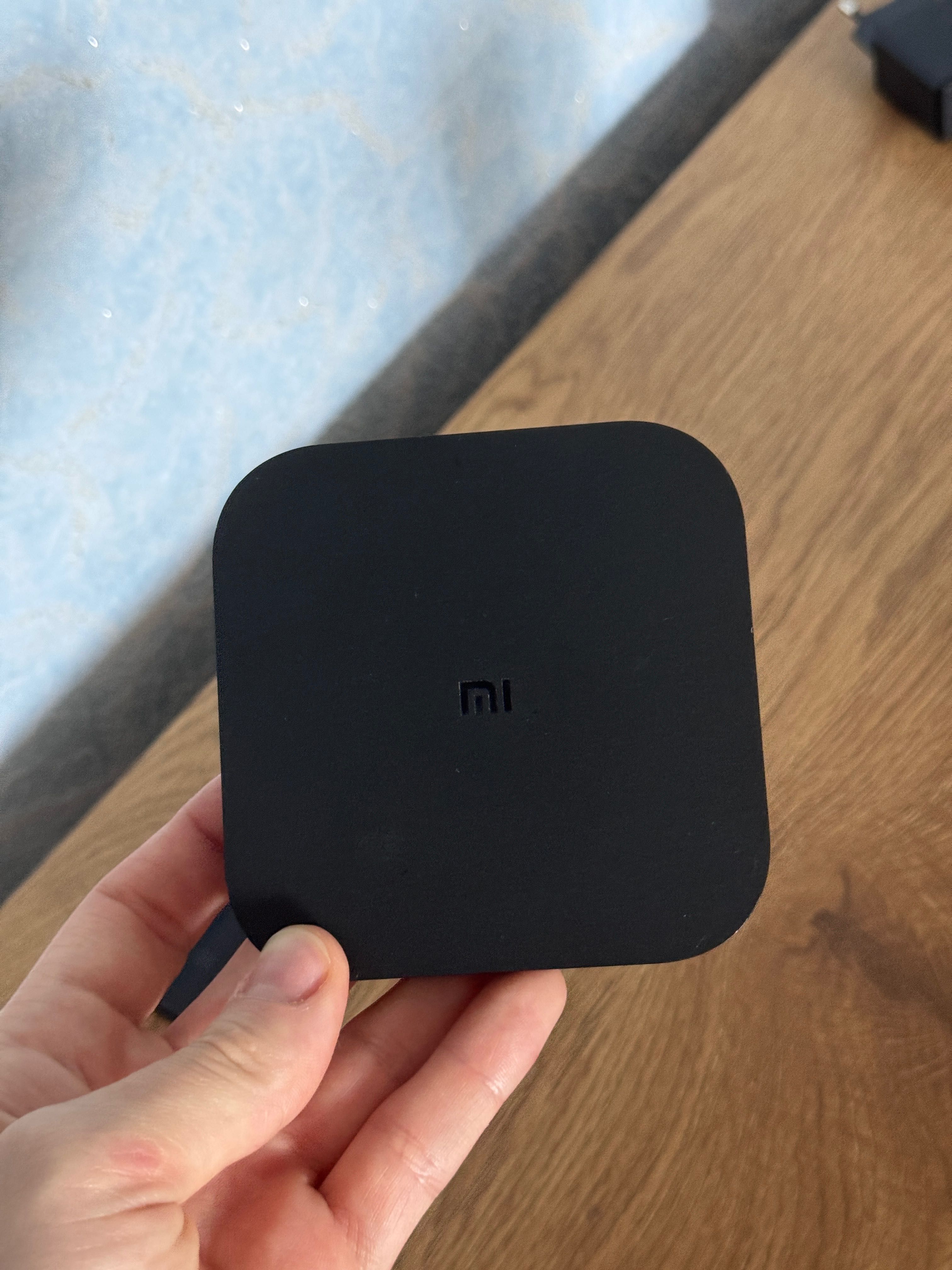 Приставка Smart TV Xiaomi Mi Box s