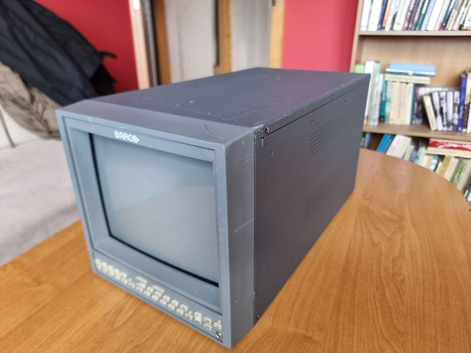 Monitor Barco ADVM-10 composite, svhs