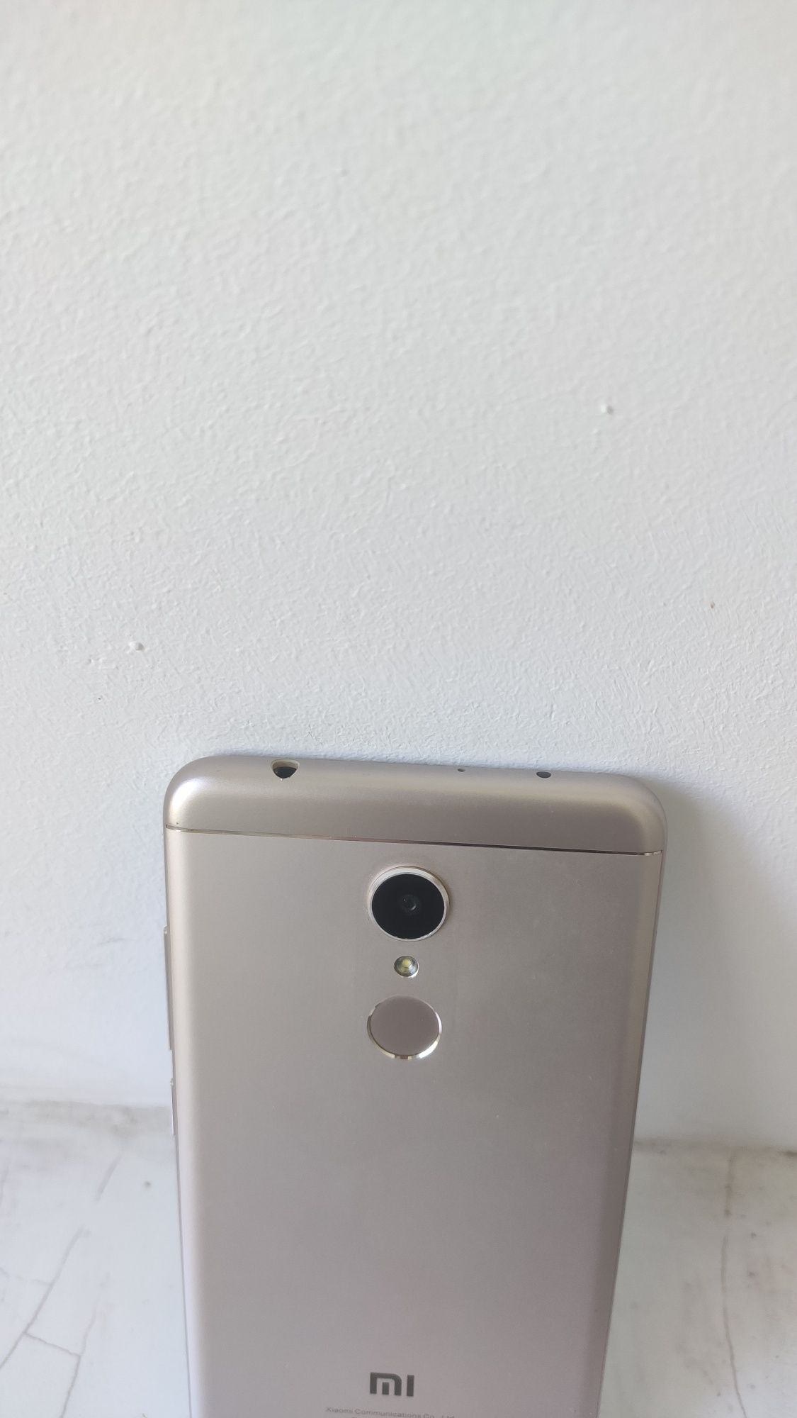 Xiaomi redmi 5 Справний без нюансів