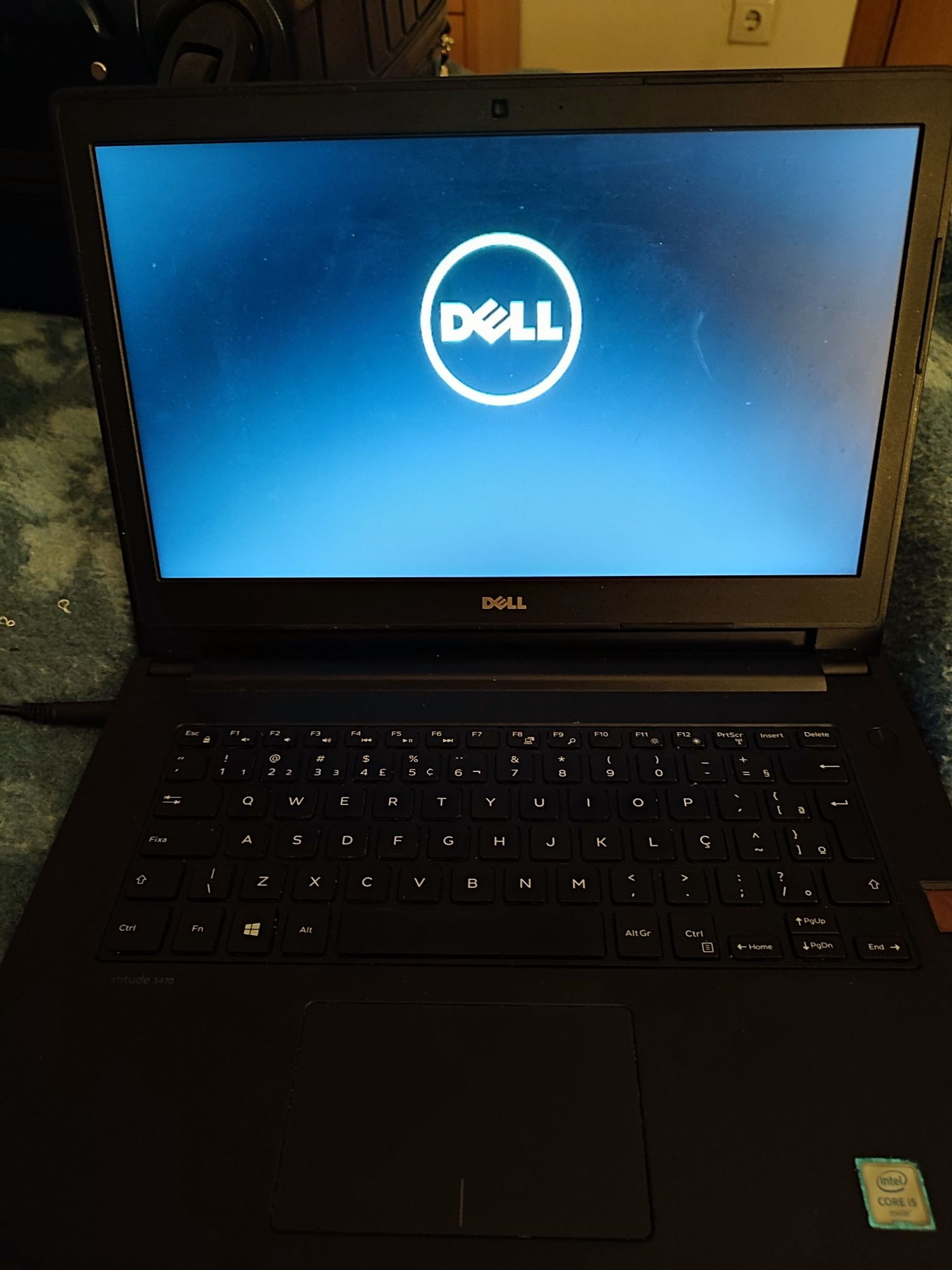 Vendo notebook Dell i5