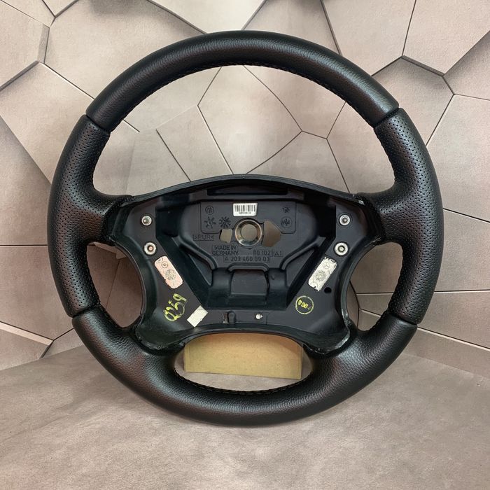 Перетягнутий руль Мерседес c-class e-class w203 w211 w212 на обмін