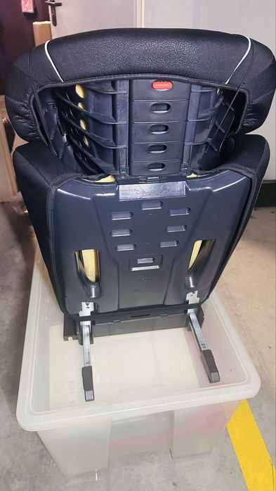 Cadeira para automóvel ISOFIX 15-36kg marca Zippy