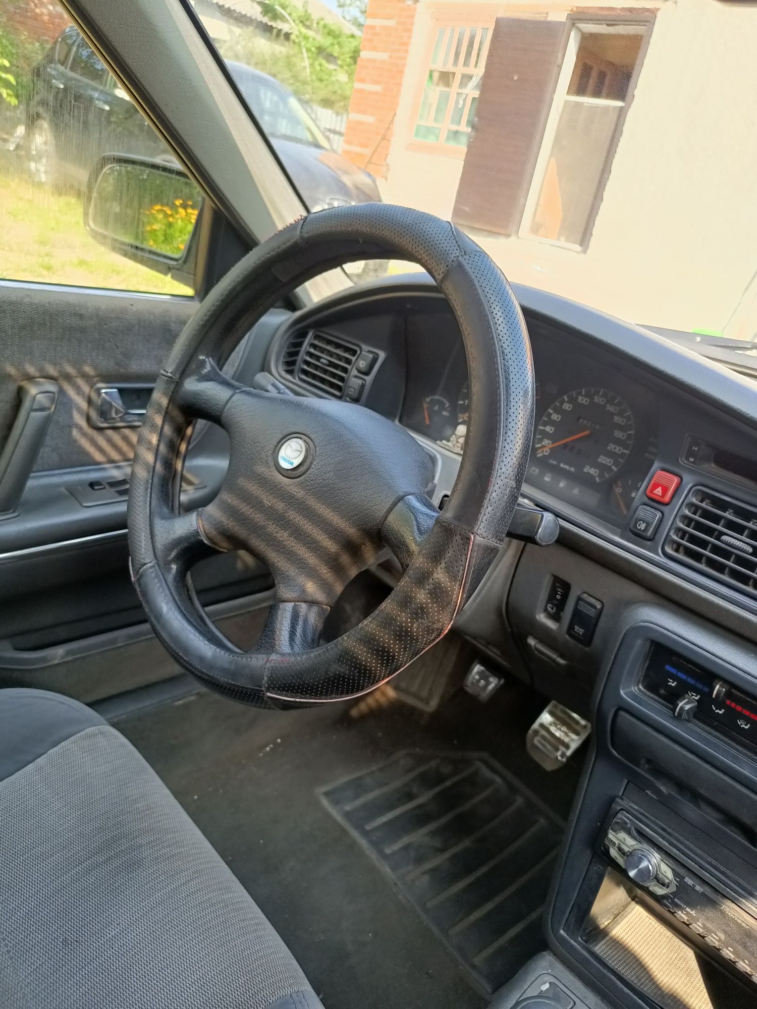 Продам Mazda 626 GD