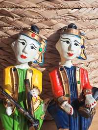 Drewniane figurki muzyków azjatyckich