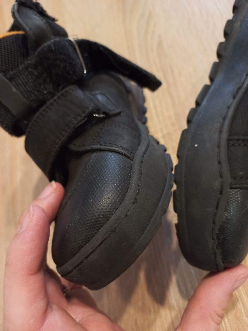 Buty zimowe na rzepy lasocki r.28