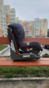 Авто кресло Britax Romer (1-3 года) с дополнительной подставкой