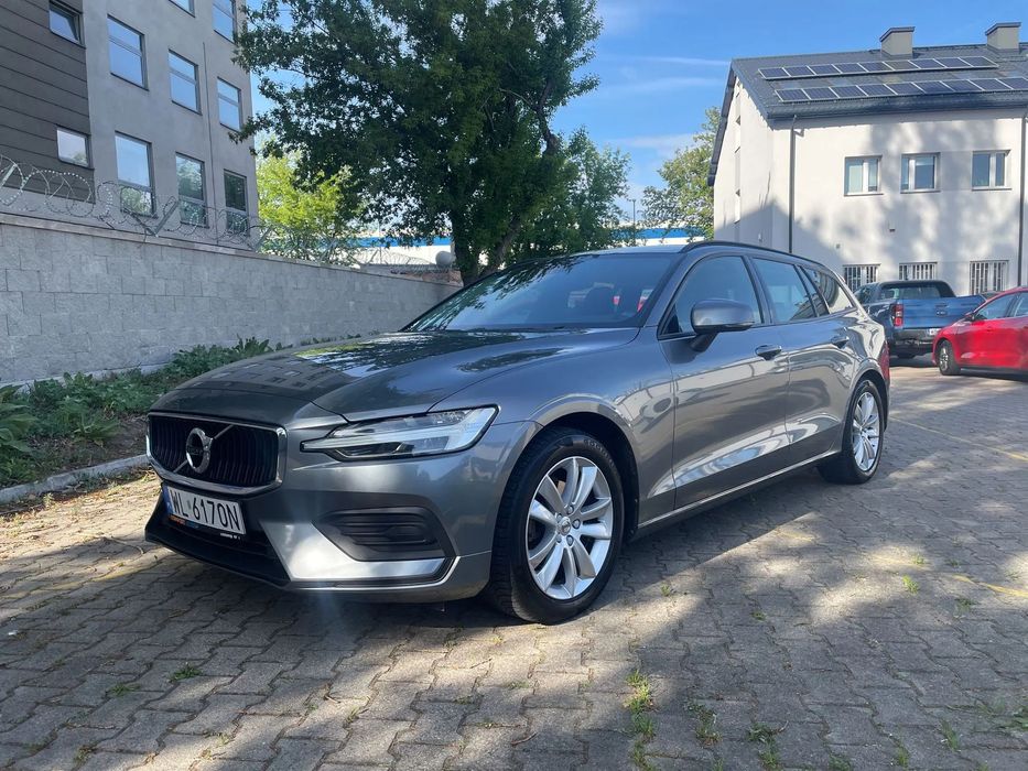 Volvo V60 D3 Aut Momentum LED Navi Asystenty *Salon PL* VAT23%* Gwarancja*