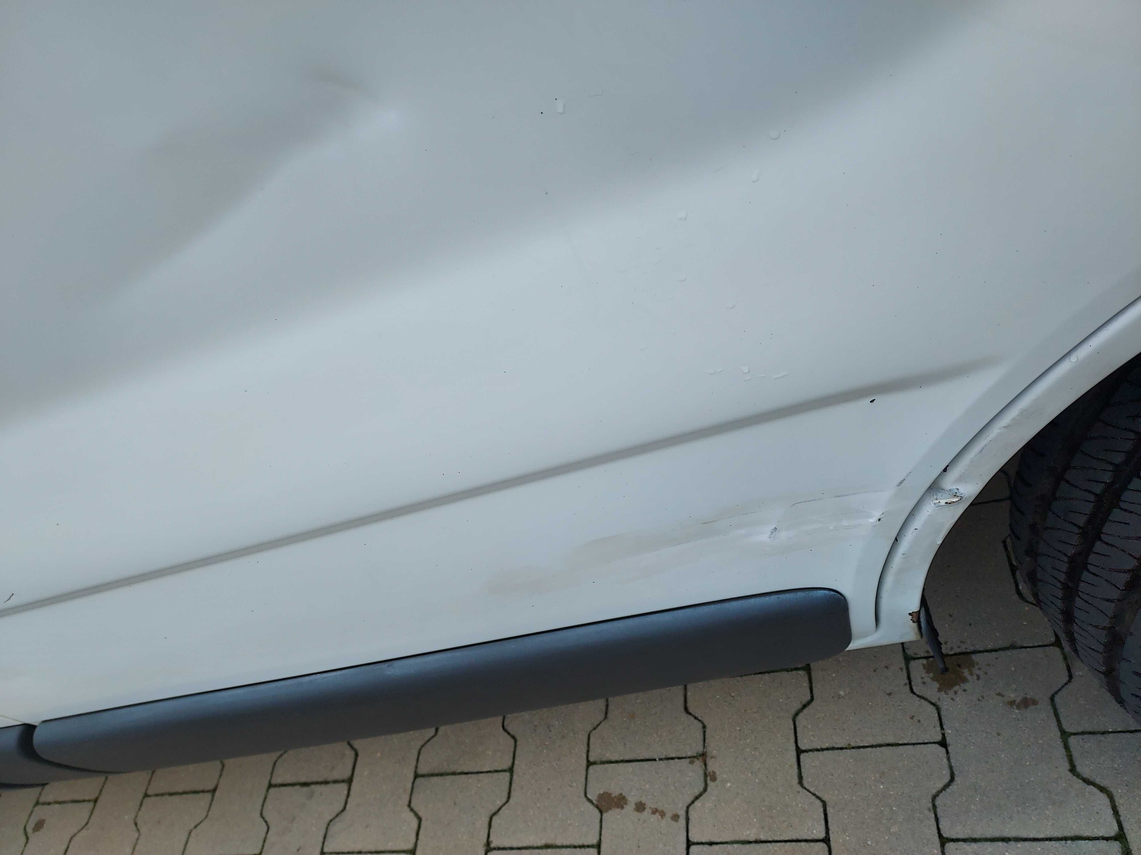 Renault trafic II lift 2007rok długi wysoki l2h2 niski przebieg