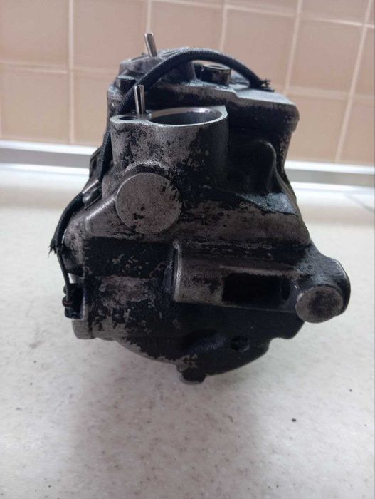 А0012308411 ПРОДАМ ДВА КОМПРЕССОРИ КОНД. (реставрацію,запчастини)