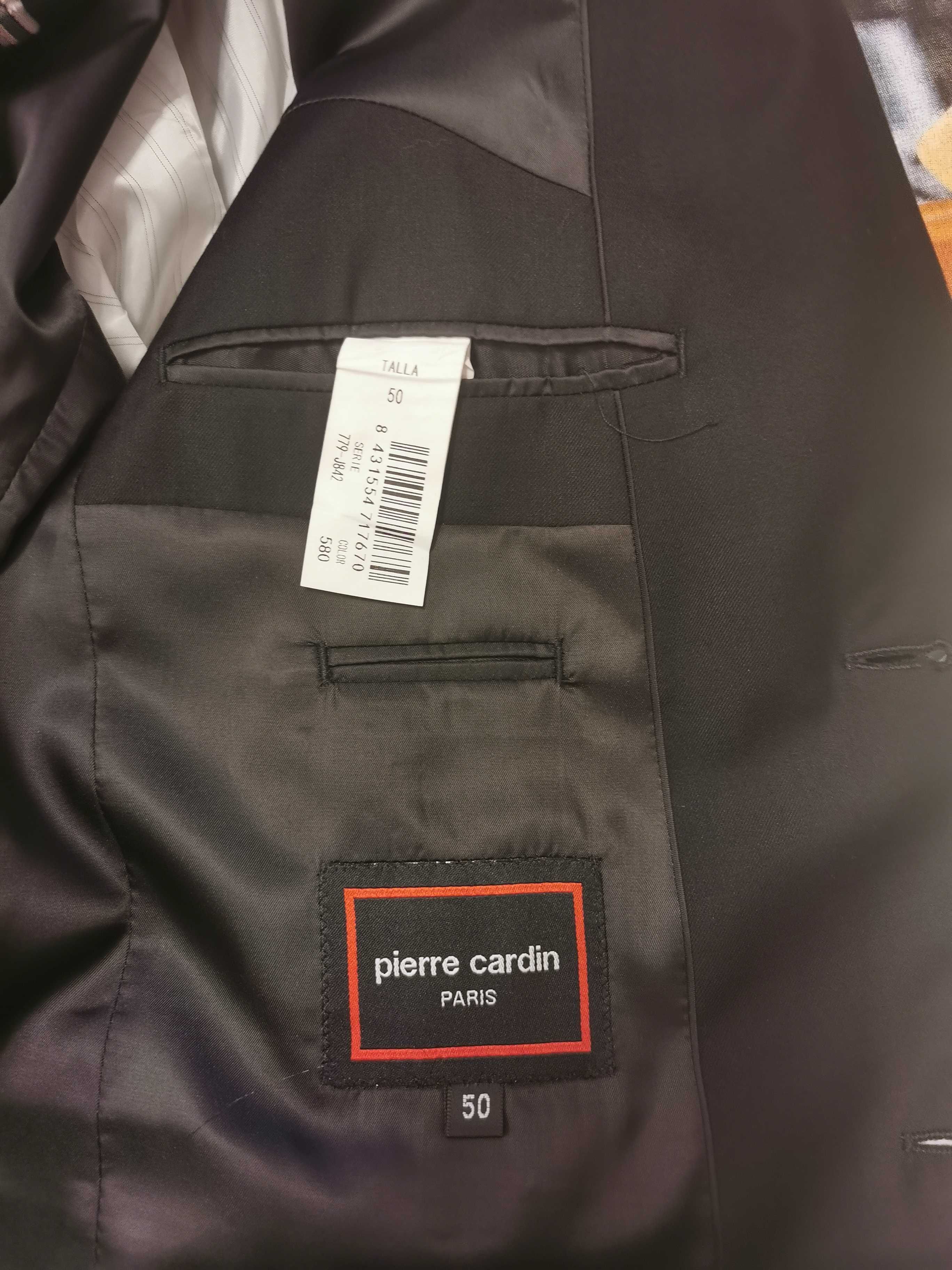 Fato para homem da marca Pierre Cardin - Preto - Tamanho 50
