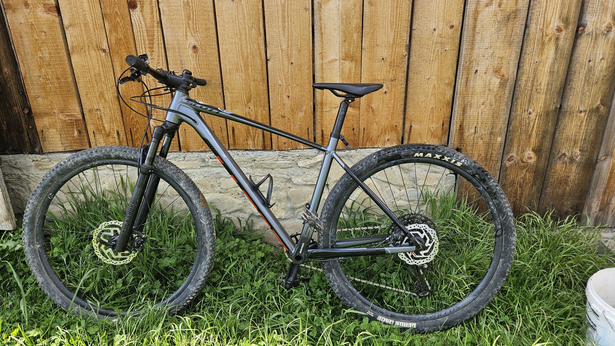 Scott scale 970 (L) 29