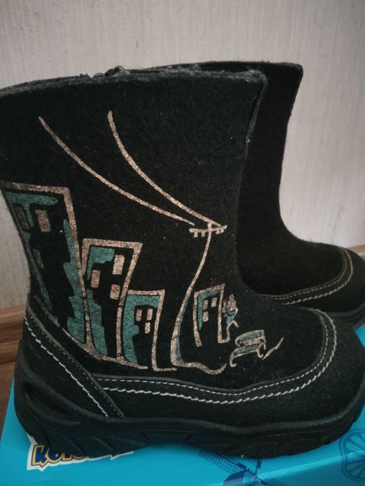 Зимові чобітки, черевики, сапоги, валенки котофей