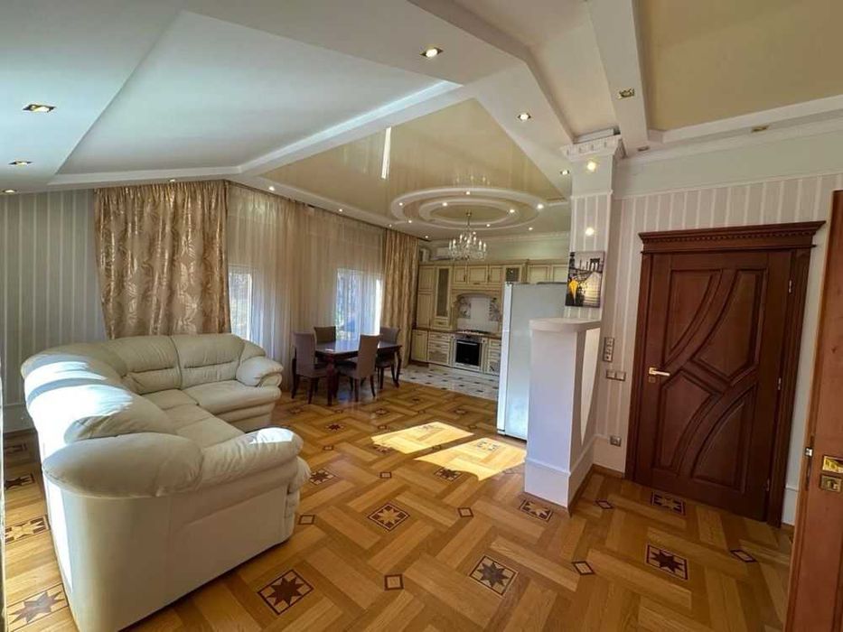 вул. Стешенка. Оренда. Частина Будинку. Природа. КОМУНАЛЬНІ ВКЛЮЧЕНІ!