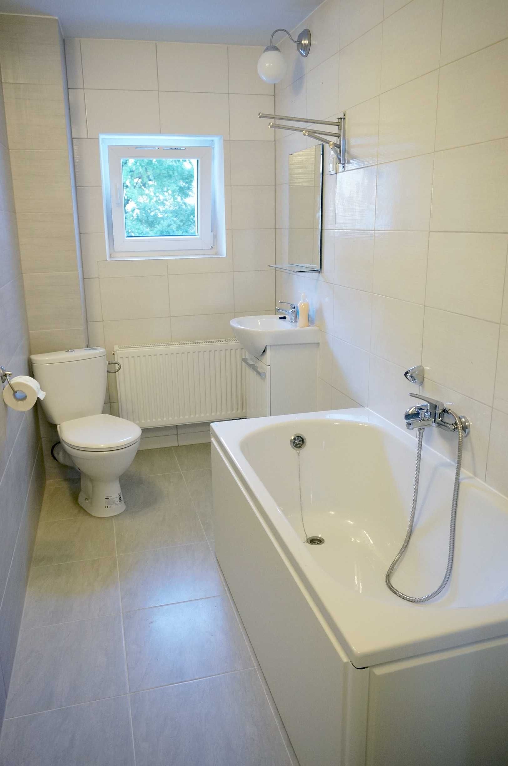 Duży pokój jednoosobowy (13m2) w mieszkaniu studenckim w centrum Jeżyc